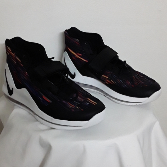 SOLD !!NIKE SHOES AIRMAX SZ 10.5 - Picture 2 of 8